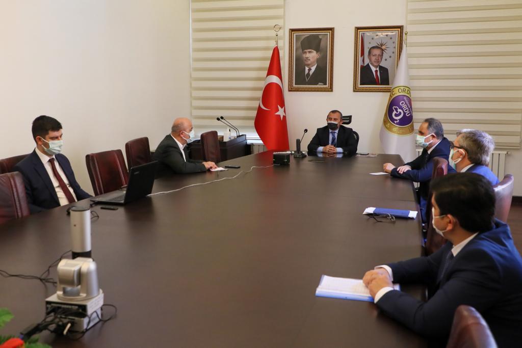 “HASTANELERİMİZDE GECE SAAT 24.00’E KADAR AŞILAMA ÇALIŞMALARI DEVAM EDECEK”