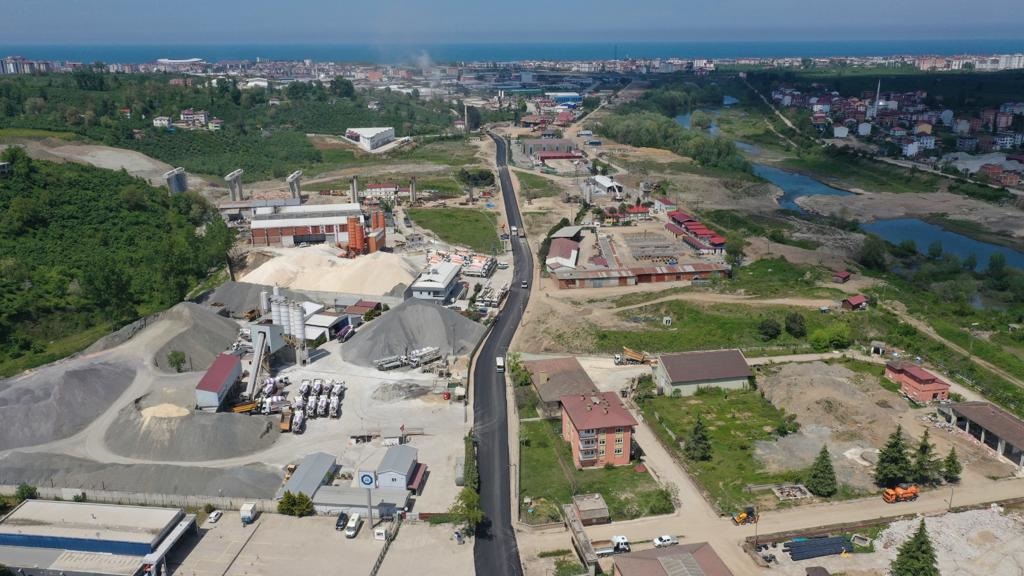 ALTINORDU'NUN EN SORUNLU GÜZERGAHINA BÜYÜKŞEHİR'DEN NEŞTER