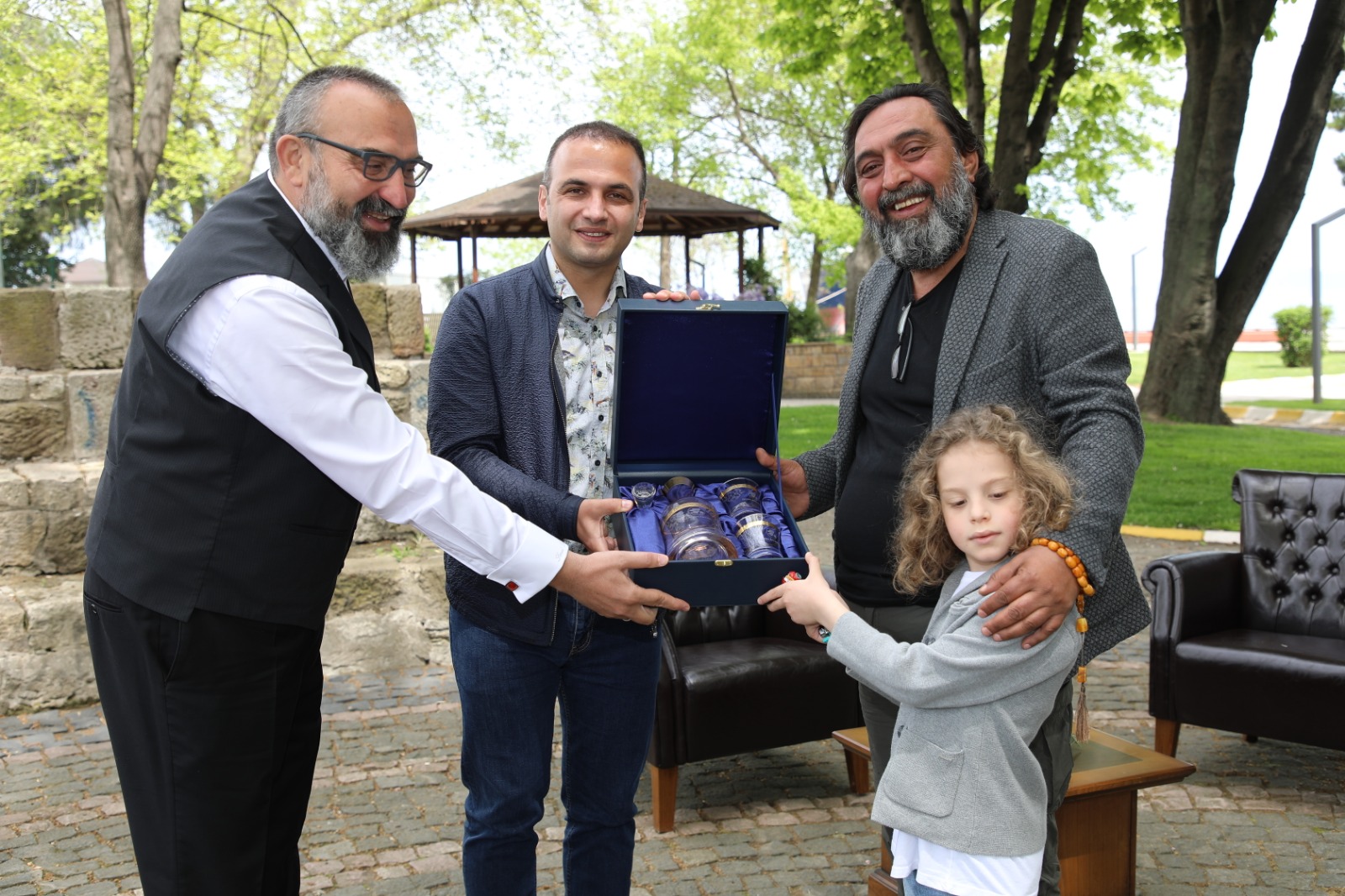 “PANDEMİ, AİLE BAĞLARINI GÜÇLENDİRDİ, KAYBETTİĞİMİZ HASRETLERİ KAZANDIRDI”