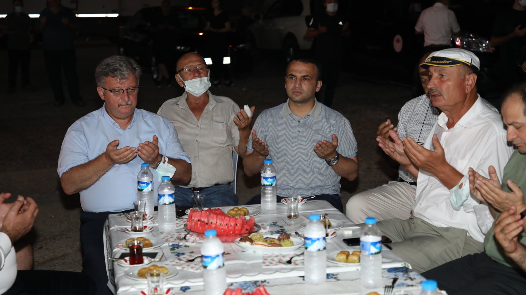 VİRA BİSMİLLAH DİYEN KARADENİZLİ BALIKÇILAR DUALARLA UĞURLANDI