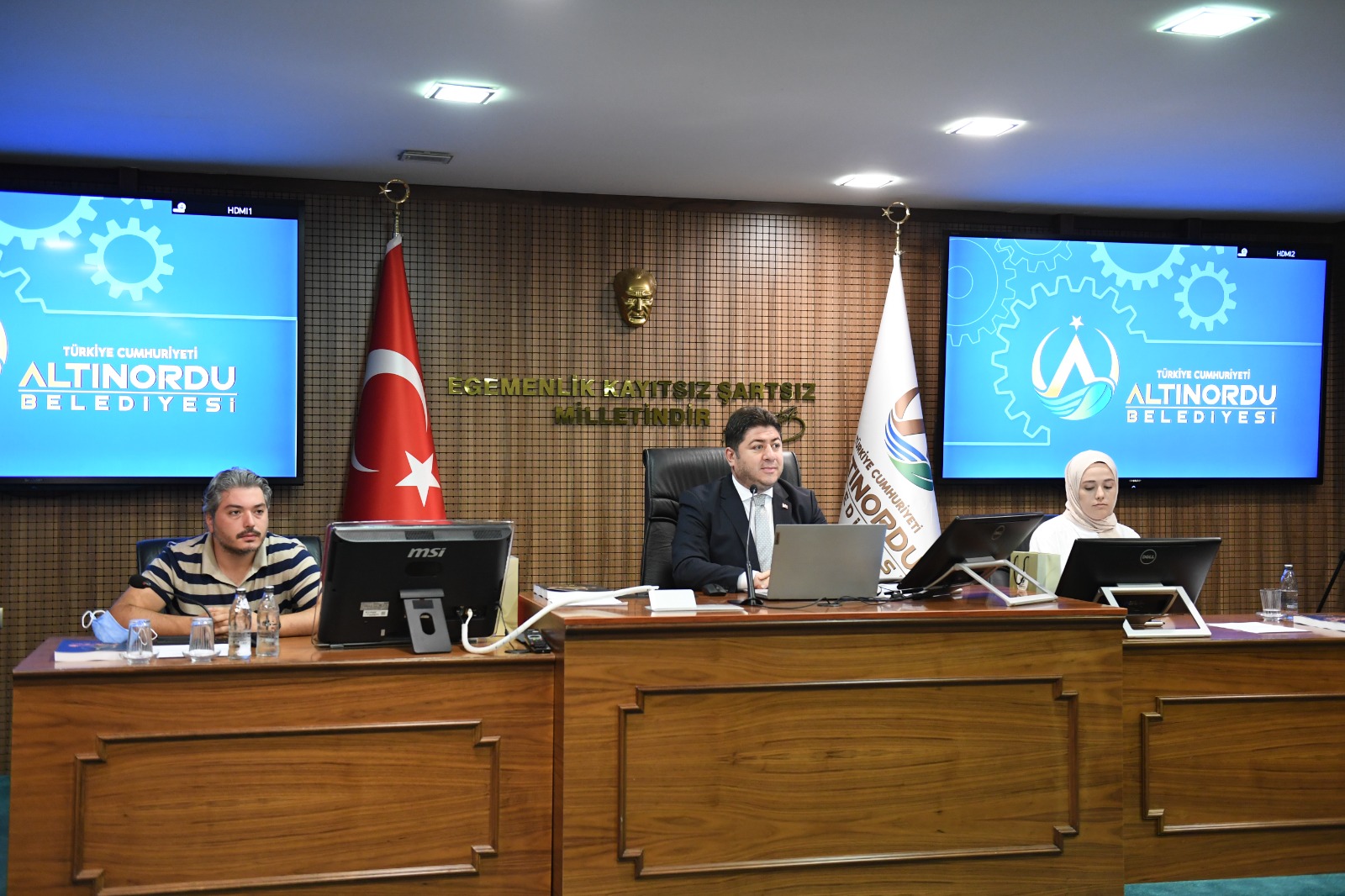 BAŞKAN TÖREN "BİZİ BİR YAPAN DEĞERLERDEN BAŞKA BİR YOLUMUZ YOK"