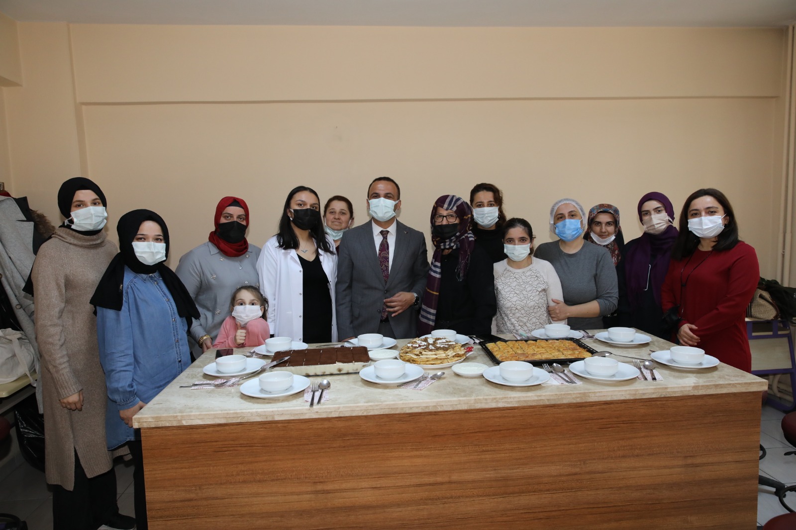 BAŞKAN KİBAR’DAN ORMEK KURSİYERLERİNE ZİYARET