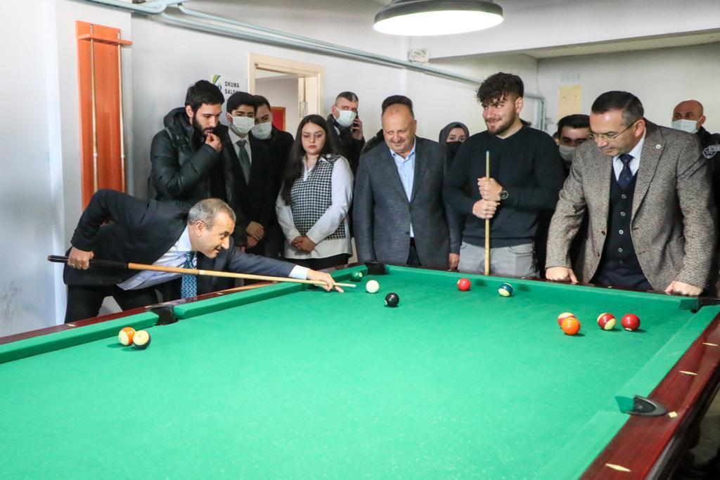 VALİ SONEL ÖĞRENCİLERLE BİR ARAYA GELDİ!
