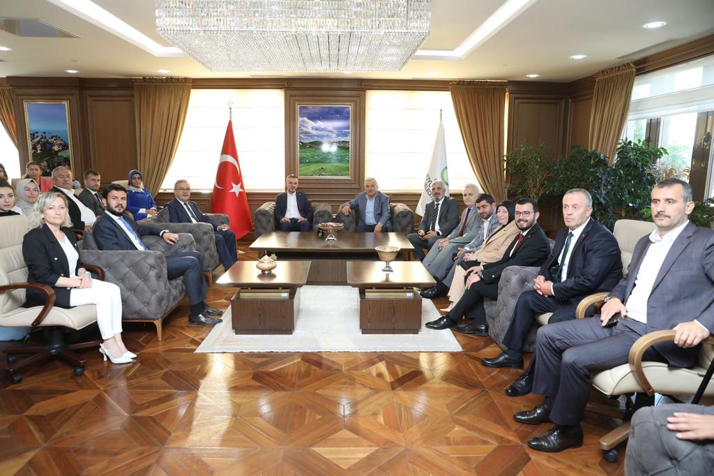 KANDEMİR: “BAŞKAN GÜLER’İN BİLGİ VE TECRÜBESİ İLE ORDU’DA ÇOK HIZLI İLERLEME VAR”