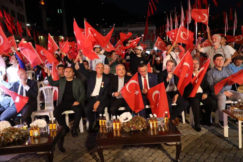 ORDU 15 TEMMUZ GECESİ YİNE TEK YÜREK OLDU