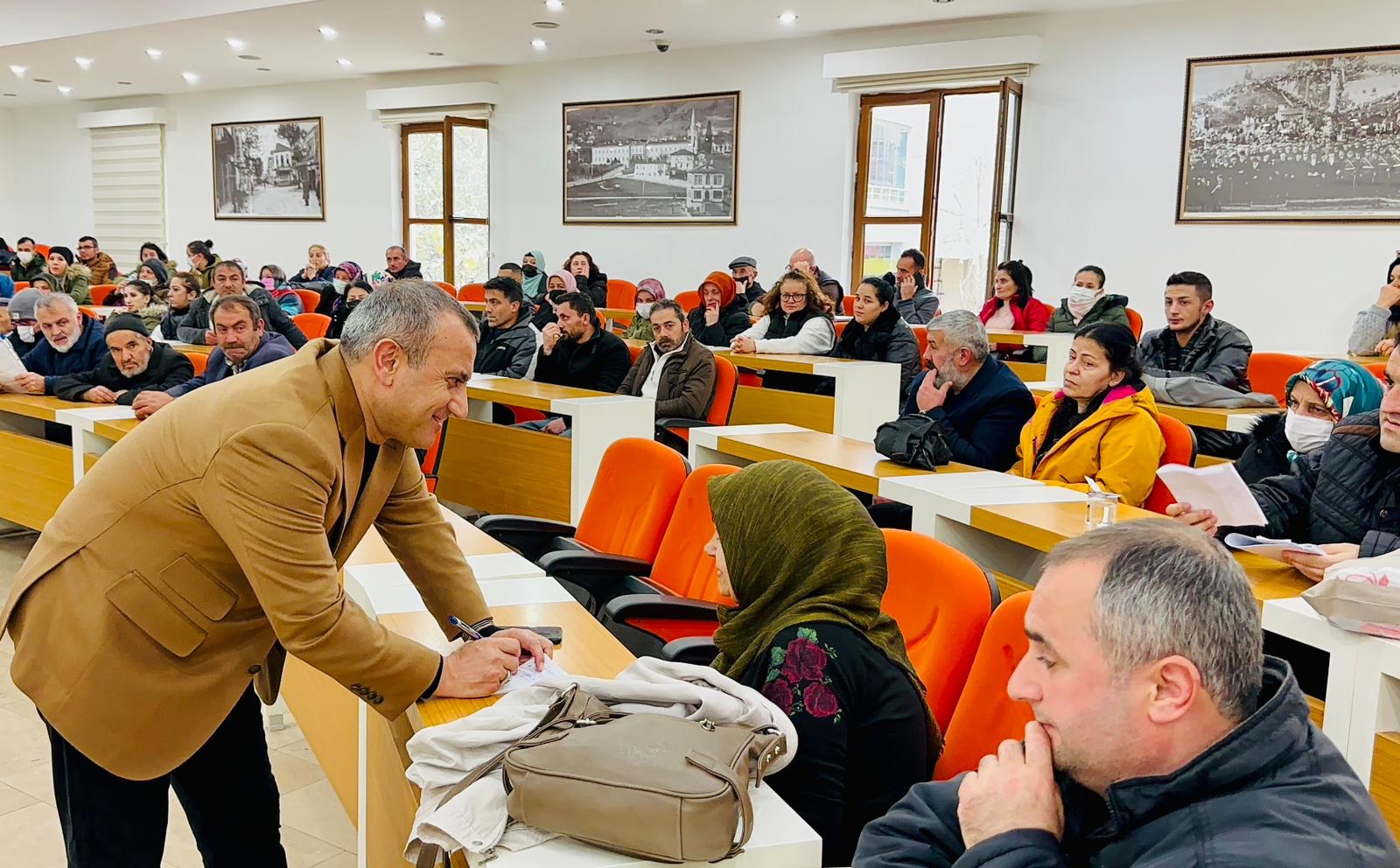 Vali Sonel, “Burası Sizin Eviniz”