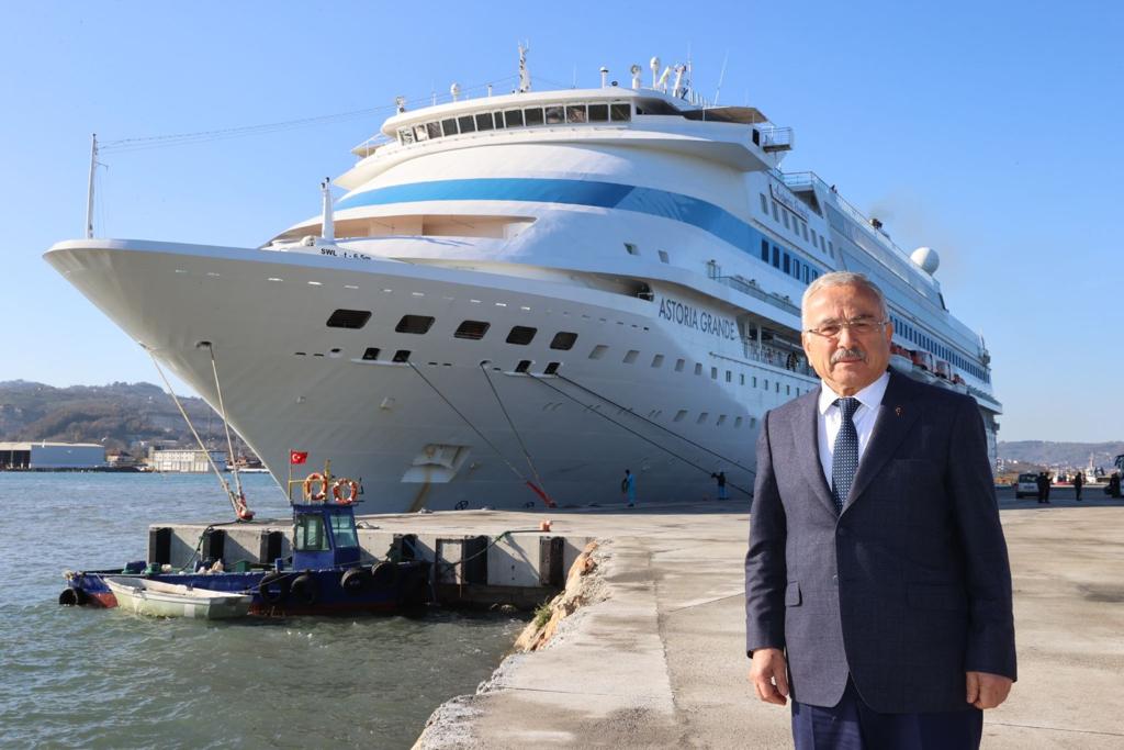 Ordu Ünye Limanında Yeni Hedef: Feribot Seferleri