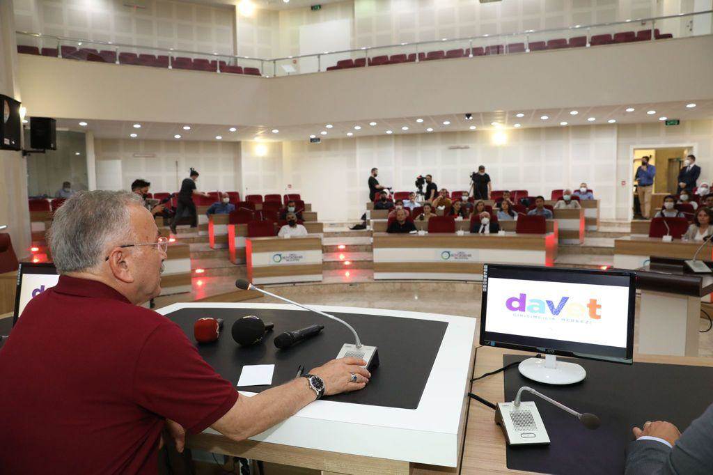 Davet’e 10 Bin Kişi İcabet Etti