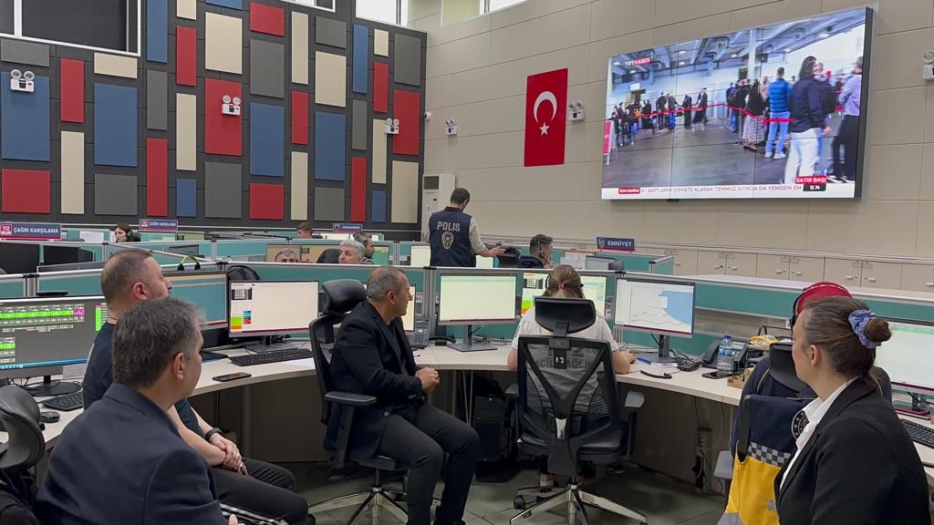 Vali Sonel, 112 Acil Çağrı Merkezi’nde İncelemelerde Bulundu